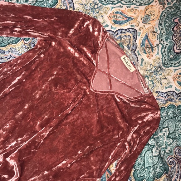 Velvet Top - Picture 4 of 4